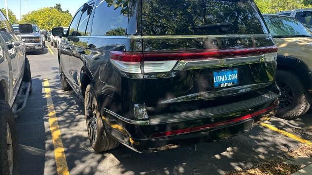 2022 Lincoln Navigator Black Label