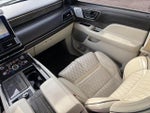 2020 Navigator Thumbnail 15