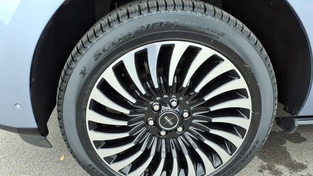 2020 Lincoln Navigator Black Label