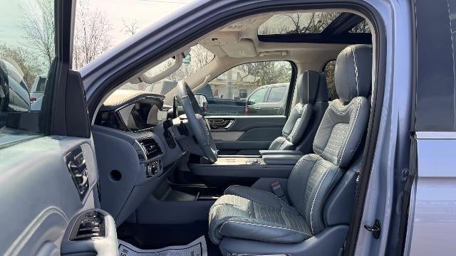 2020 Lincoln Navigator Black Label