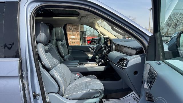2020 Lincoln Navigator Black Label