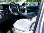 2021 Navigator Thumbnail 10
