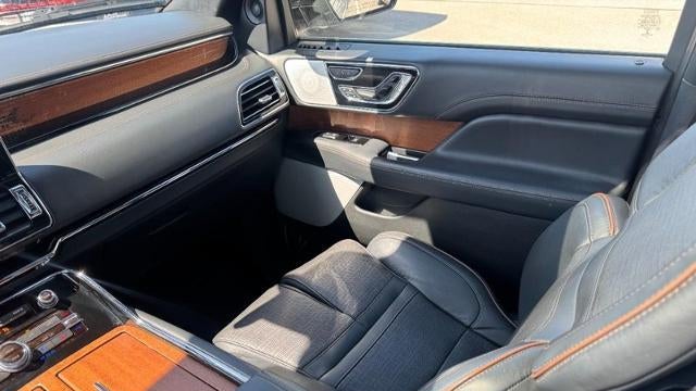 2022 Lincoln Navigator Black Label