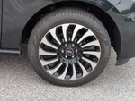 2022 Navigator Thumbnail 11