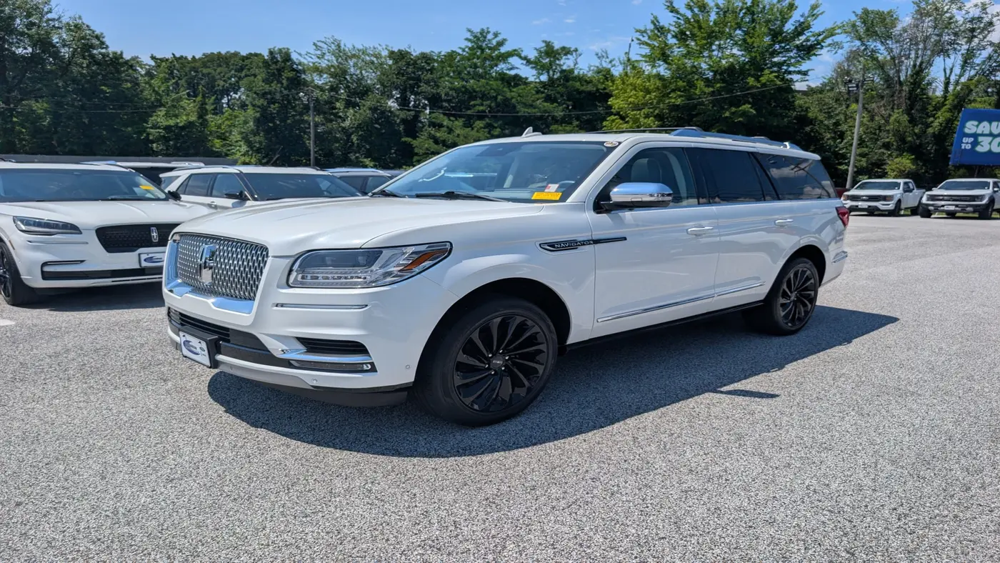 2021 Lincoln Navigator Black Label
