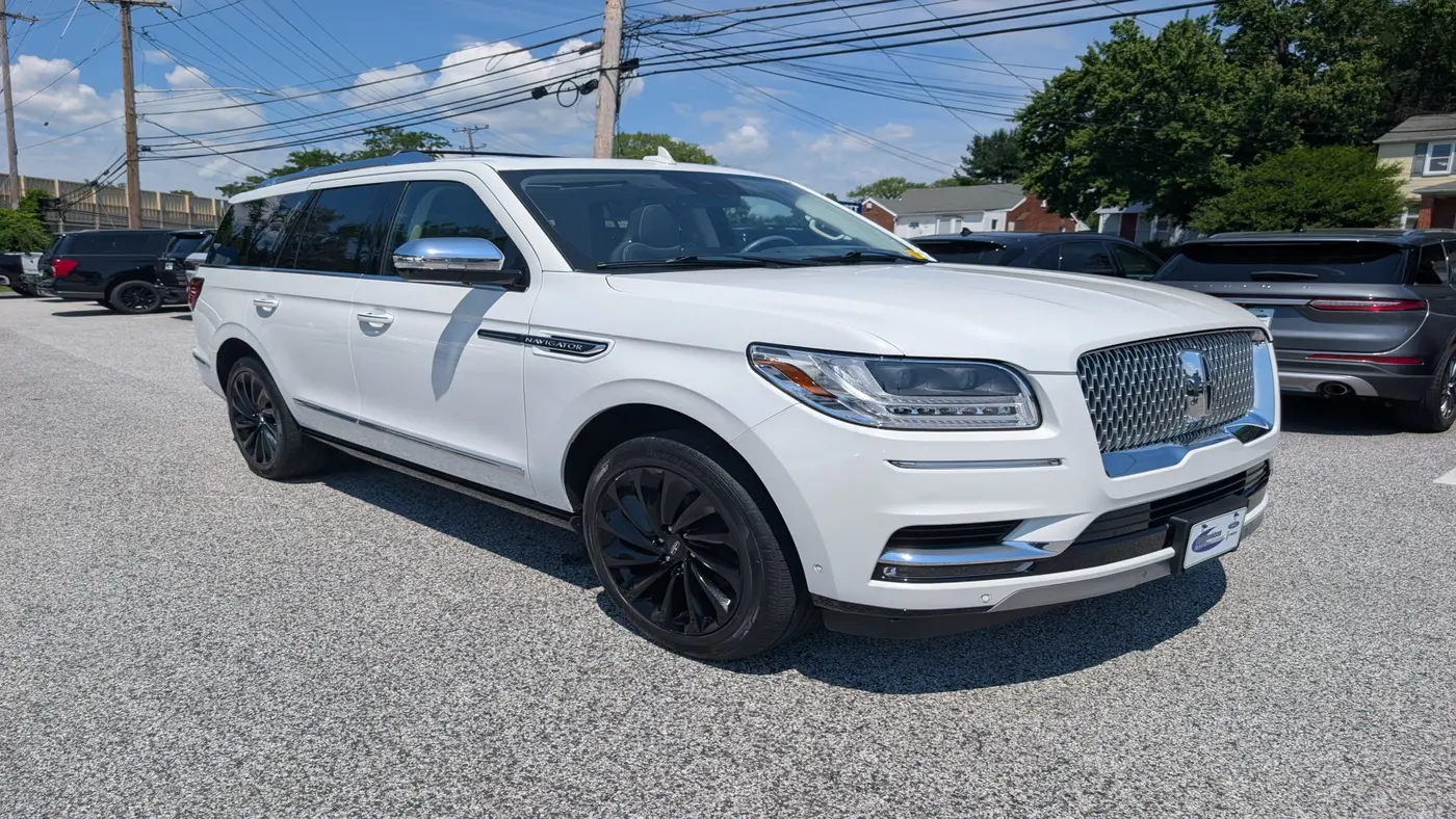 2021 Lincoln Navigator Black Label
