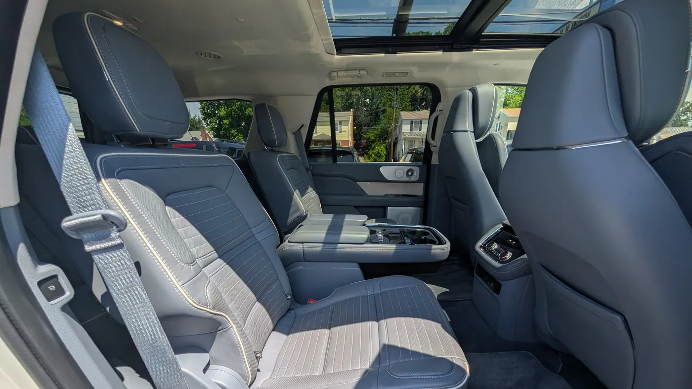 2021 Lincoln Navigator Black Label