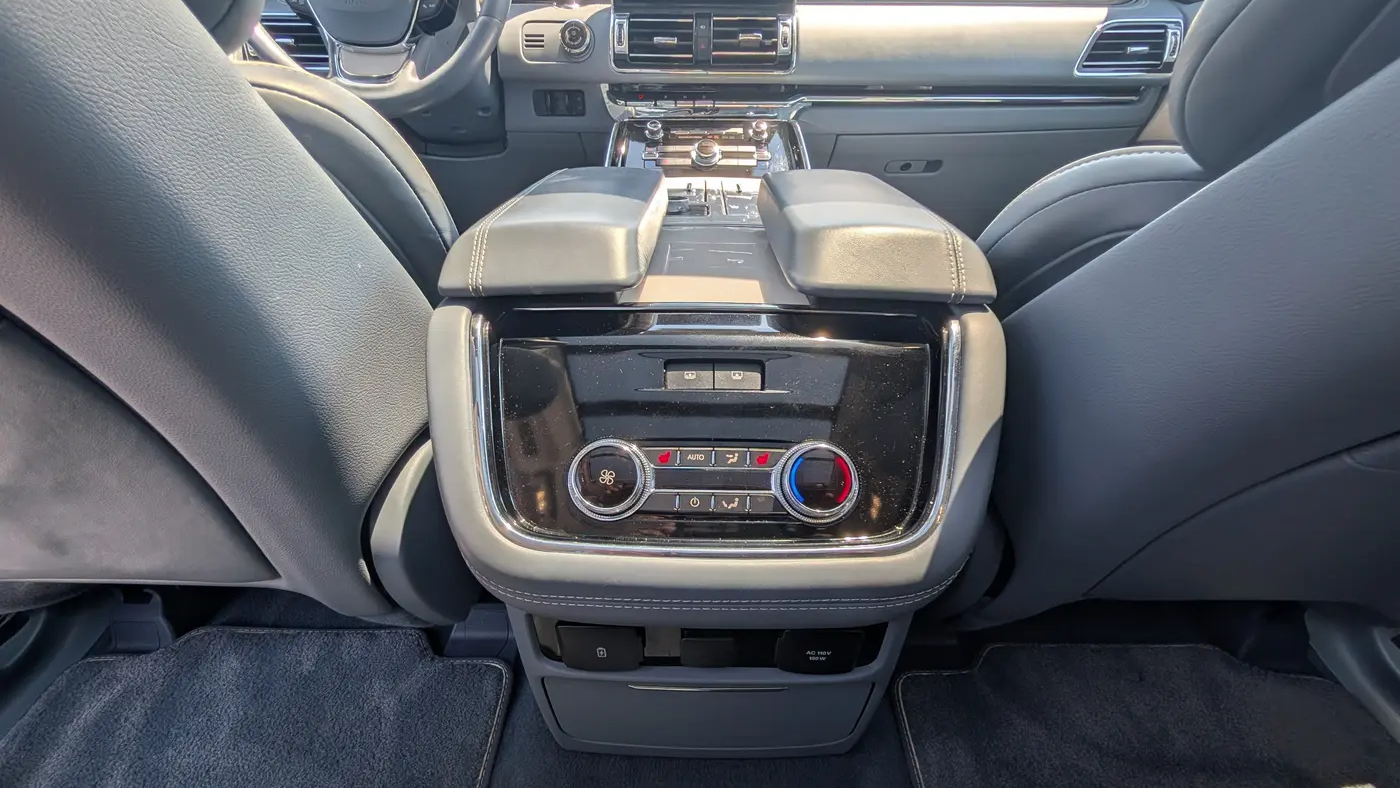 2021 Lincoln Navigator Black Label