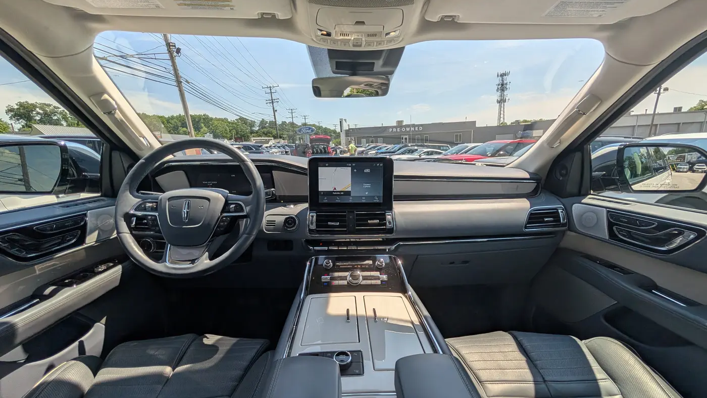 2021 Lincoln Navigator Black Label