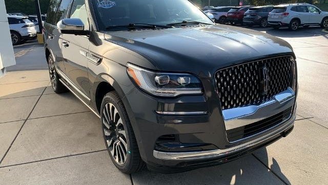 2022 Lincoln Navigator Black Label