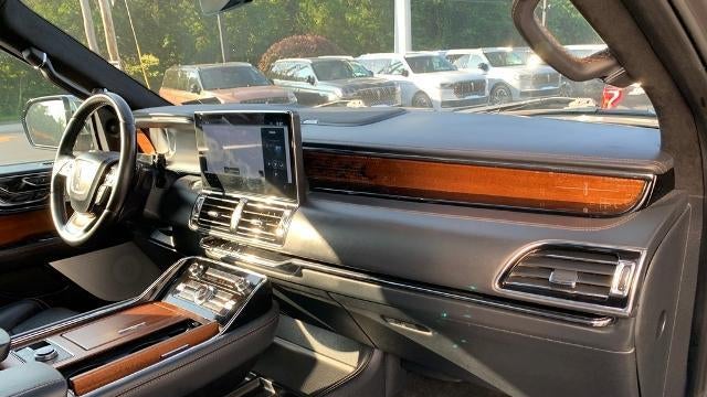 2022 Lincoln Navigator Black Label