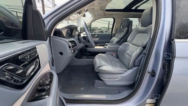 2019 Lincoln Navigator Black Label