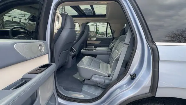 2019 Lincoln Navigator Black Label