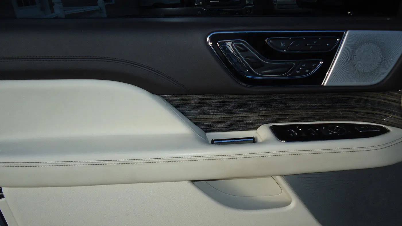 2020 Lincoln Navigator Black Label