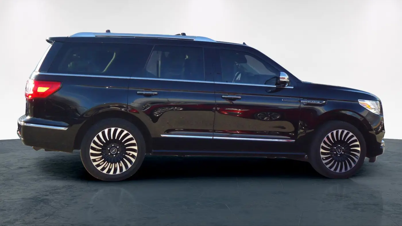 2020 Lincoln Navigator Black Label