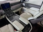 2020 Navigator Thumbnail 11