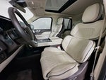 2020 Navigator Thumbnail 12