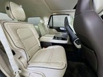 2020 Navigator Thumbnail 34