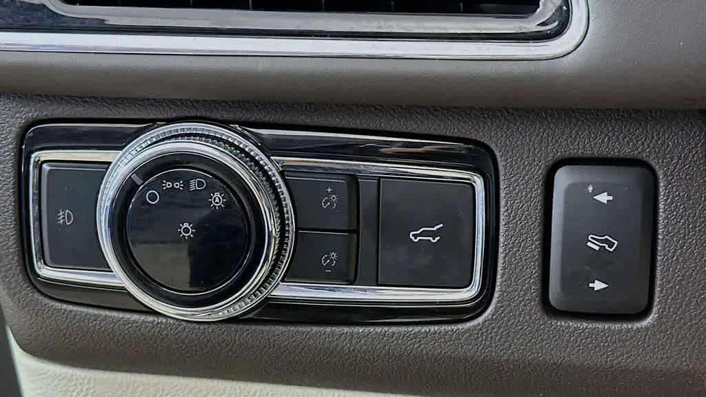 2020 Lincoln Navigator Black Label