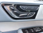 2021 Navigator Thumbnail 12