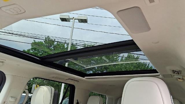2022 Lincoln Navigator Black Label