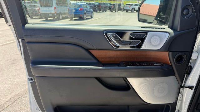 2022 Lincoln Navigator Black Label