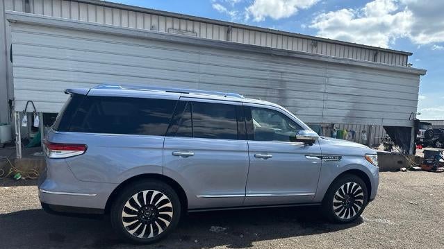 2022 Lincoln Navigator Black Label