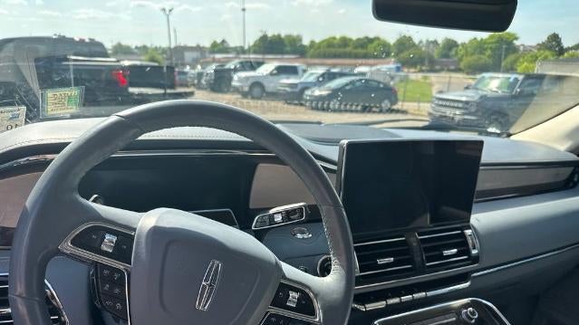 2022 Lincoln Navigator Black Label