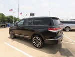 2022 Navigator Thumbnail 15