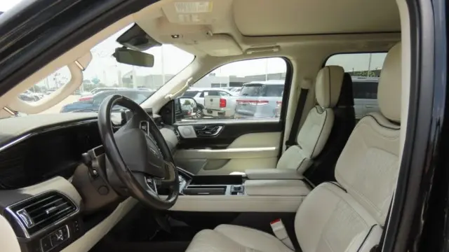 2022 Lincoln Navigator Black Label