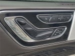 2018 Navigator Thumbnail 14