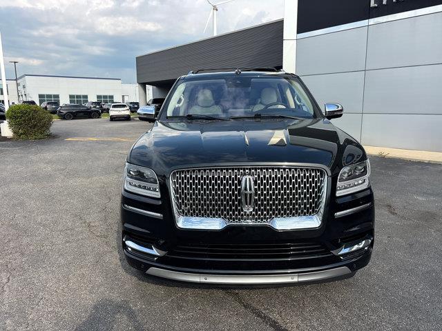 2020 Lincoln Navigator Black Label — photo 1 of 12