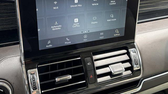 2021 Lincoln Navigator Black Label