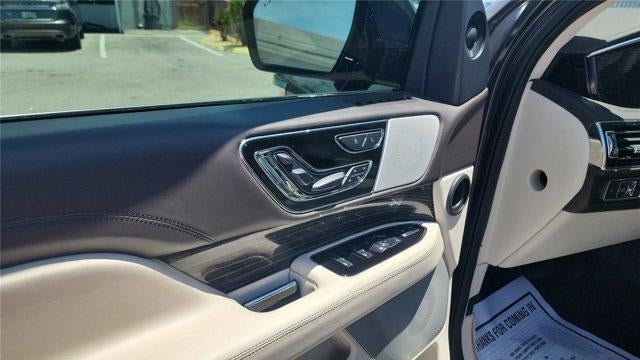 2022 Lincoln Navigator Black Label