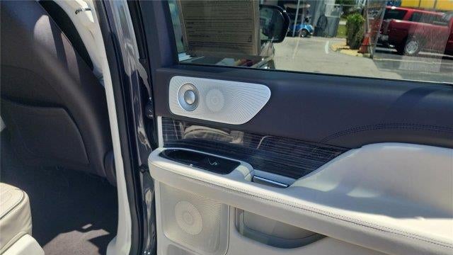 2022 Lincoln Navigator Black Label
