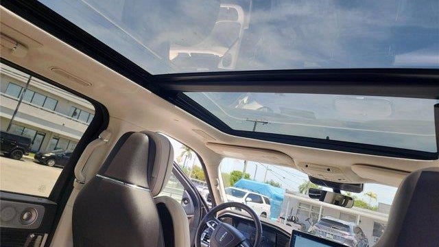 2022 Lincoln Navigator Black Label