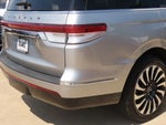 2022 Navigator Thumbnail 10