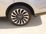 2022 Navigator Thumbnail 16