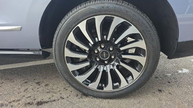 2022 Lincoln Navigator Black Label