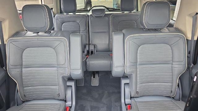 2022 Lincoln Navigator Black Label