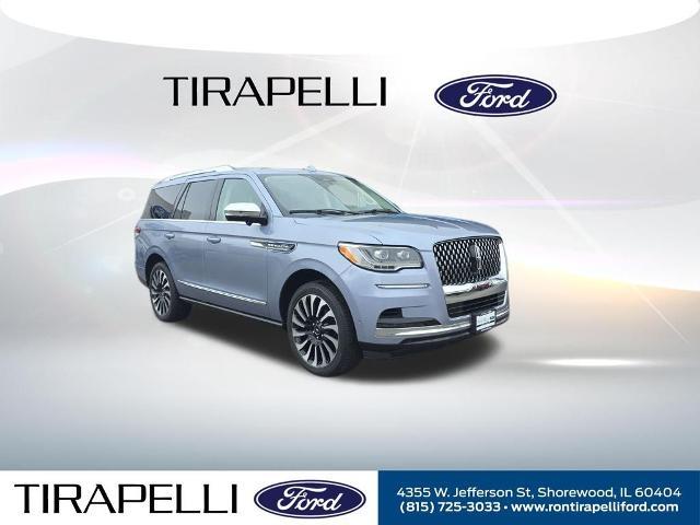 2022 Lincoln Navigator - $60,369