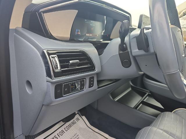 2022 Lincoln Navigator - $60,369