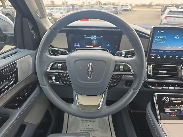 2022 Lincoln Navigator - $60,369
