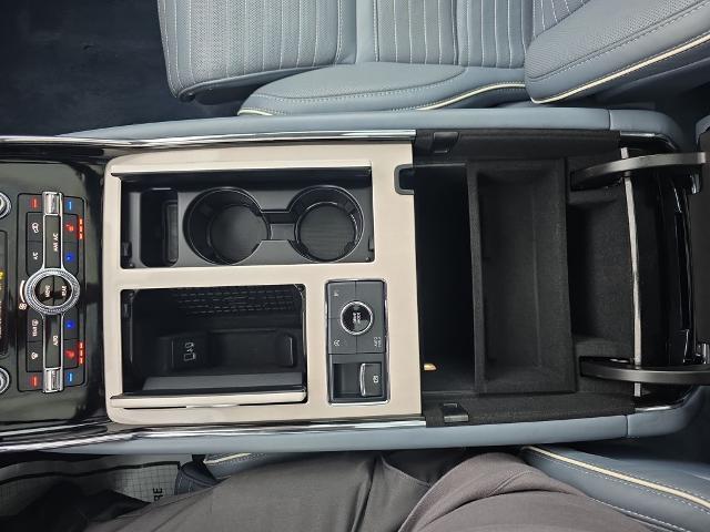 2022 Lincoln Navigator - $60,369