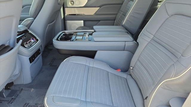 2021 Lincoln Navigator Black Label