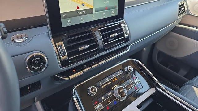 2021 Lincoln Navigator Black Label