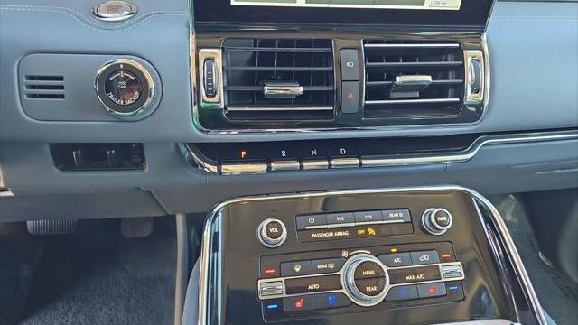 2021 Lincoln Navigator Black Label
