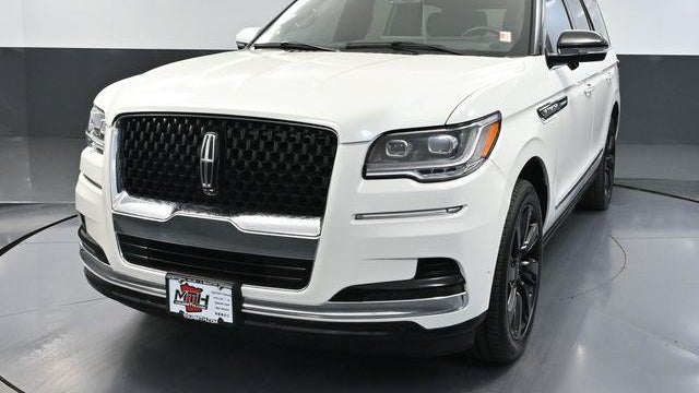 2022 Lincoln Navigator Black Label
