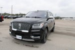 2019 Navigator Thumbnail 4