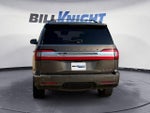 2019 Navigator Thumbnail 4